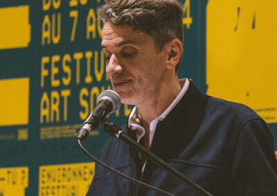 Discours du directeur de l'organisme Art Souterrain, Frédéric Loury, lors de la soirée de lancement du Festival